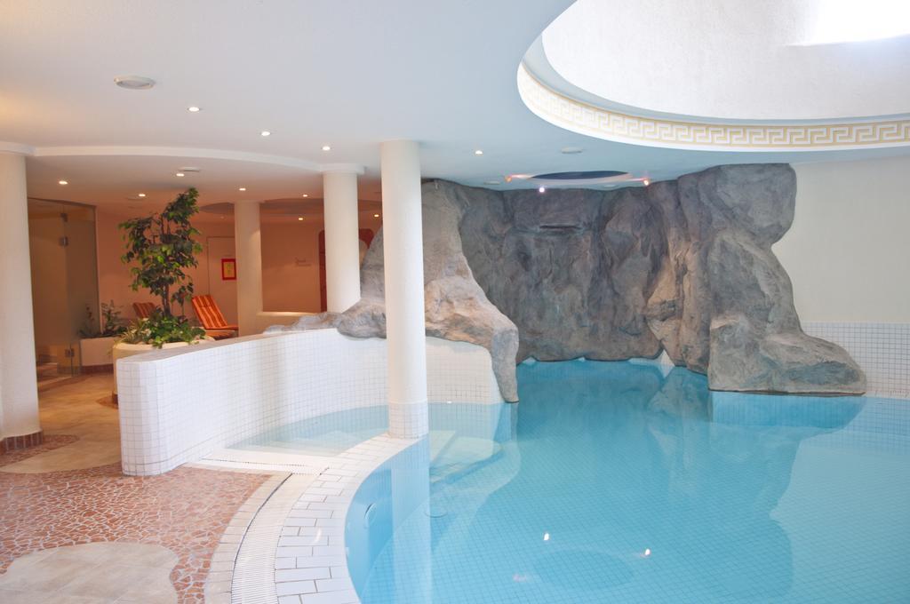 Hotel Reitzentrum Hausruckhof Ampflwang im Hausruckwald Bagian luar foto